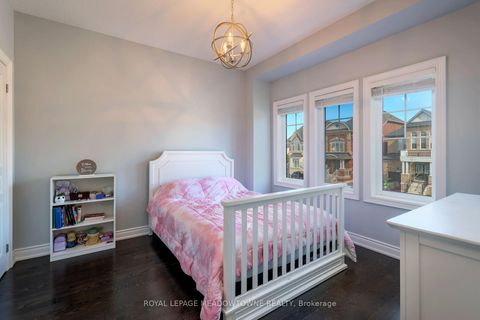 Photo 22 at 11 Cranbrook Crescent, Kleinburg, Vaughan