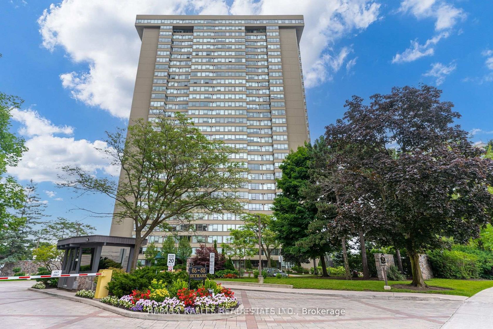 205 - 55 Skymark Drive, Hillcrest Village, Toronto 