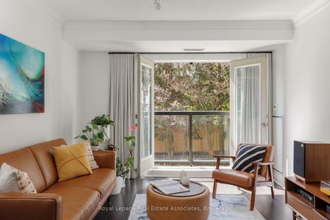 Photo 5 at 205 - 800 Spadina Road, Forest Hill South, Toronto