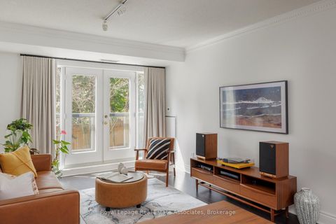 Photo 10 at 205 - 800 Spadina Road, Forest Hill South, Toronto
