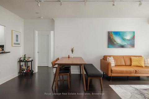 Photo 12 at 205 - 800 Spadina Road, Forest Hill South, Toronto