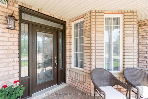 Photo 4 at 12 Kensington Trail, Shore, Barrie