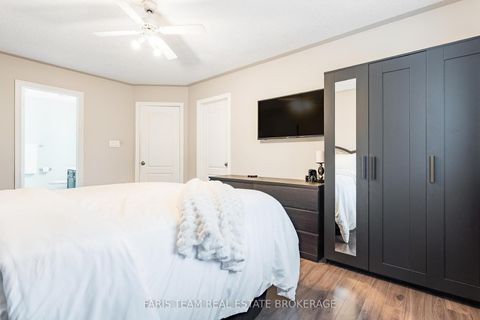 Photo 22 at 12 Kensington Trail, Shore, Barrie