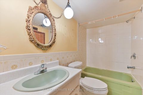 Photo 34 at 17 Major Street, University, Toronto