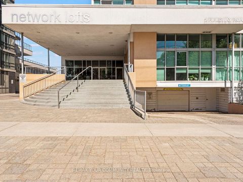 Photo 1 at 601 - 2 Fieldway Road, City Centre West, Toronto