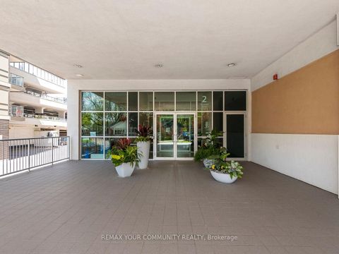 Photo 2 at 601 - 2 Fieldway Road, City Centre West, Toronto