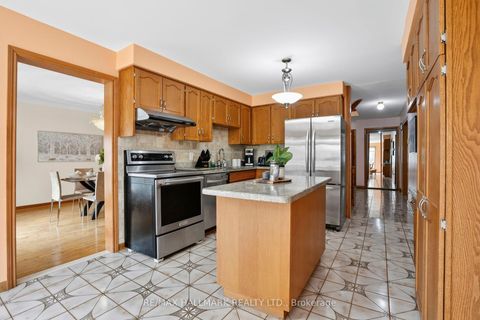 Photo 8 at 11 Greenvale Terrace, West Hill, Toronto