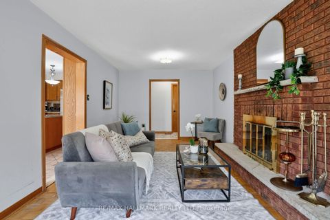 Photo 11 at 11 Greenvale Terrace, West Hill, Toronto