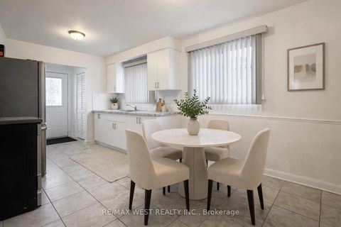 Photo 2 at 25 Bimini Crescent, Black Creek, Toronto