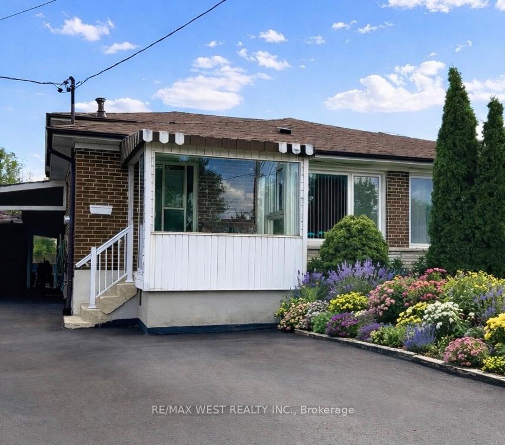 25 Bimini Crescent, Black Creek, Toronto 
