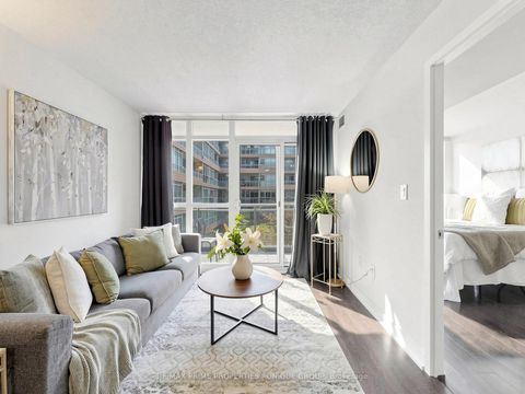 Photo 10 at 529 - 10 Capreol Court, Waterfront Communities C1, Toronto