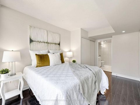Photo 18 at 529 - 10 Capreol Court, Waterfront Communities C1, Toronto