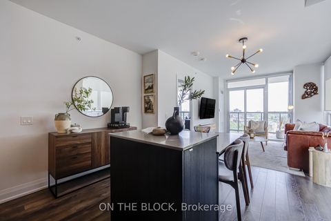 Photo 1 at 810 - 1461 Lawrence Avenue W, Amesbury, Toronto