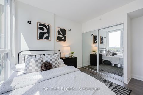 Photo 18 at 810 - 1461 Lawrence Avenue W, Amesbury, Toronto