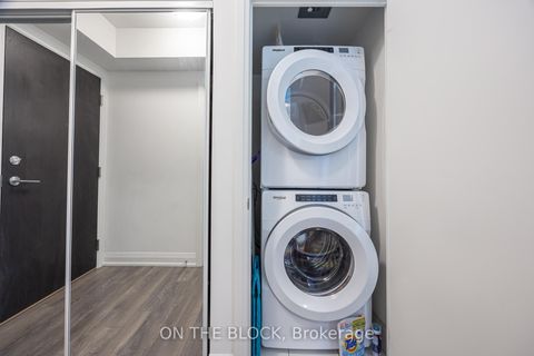 Photo 24 at 810 - 1461 Lawrence Avenue W, Amesbury, Toronto