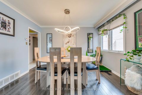 Photo 11 at 65 North Park Drive, Maple Leaf, Toronto