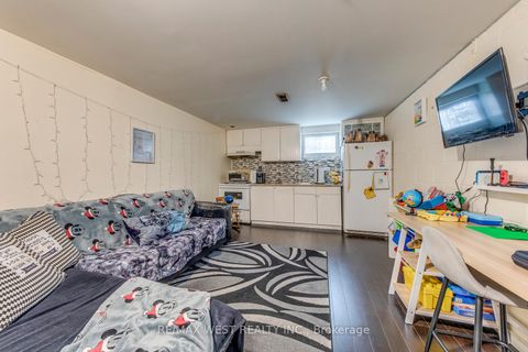 Photo 39 at 65 North Park Drive, Maple Leaf, Toronto