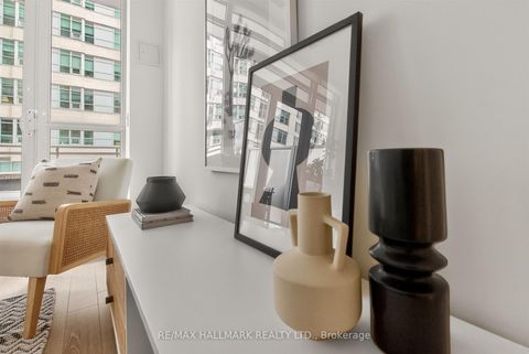 Photo 8 at 408 - 89 Dunfield Avenue, Mount Pleasant West, Toronto