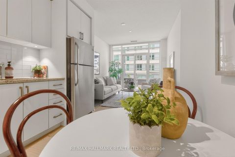 Photo 19 at 408 - 89 Dunfield Avenue, Mount Pleasant West, Toronto