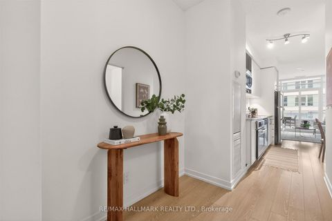 Photo 20 at 408 - 89 Dunfield Avenue, Mount Pleasant West, Toronto