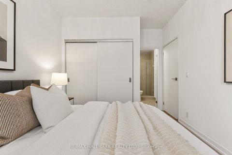 Photo 25 at 408 - 89 Dunfield Avenue, Mount Pleasant West, Toronto