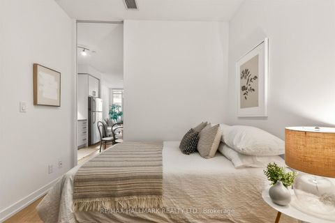 Photo 32 at 408 - 89 Dunfield Avenue, Mount Pleasant West, Toronto