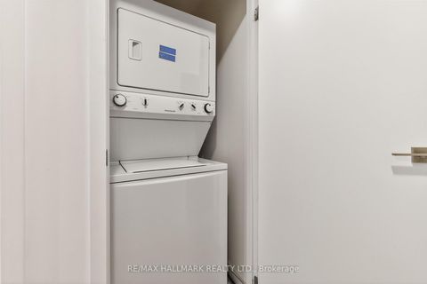 Photo 36 at 408 - 89 Dunfield Avenue, Mount Pleasant West, Toronto