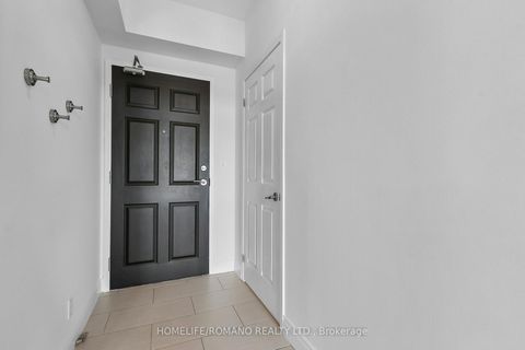 Photo 3 at 508 - 650 Mount Pleasant Road, Mount Pleasant West, Toronto