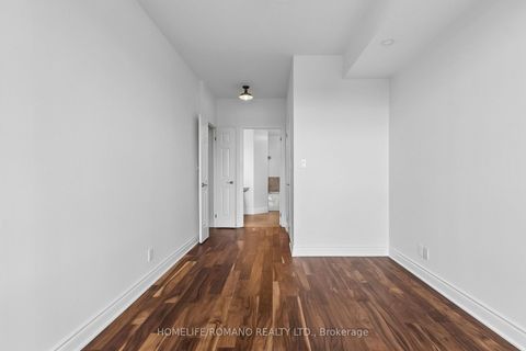 Photo 9 at 508 - 650 Mount Pleasant Road, Mount Pleasant West, Toronto