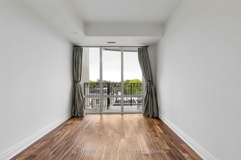 Photo 10 at 508 - 650 Mount Pleasant Road, Mount Pleasant West, Toronto