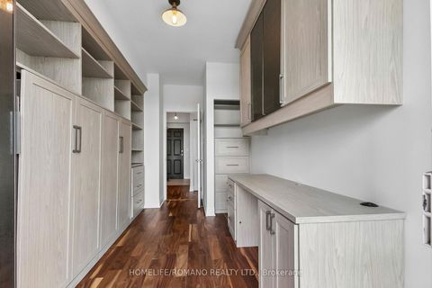 Photo 14 at 508 - 650 Mount Pleasant Road, Mount Pleasant West, Toronto