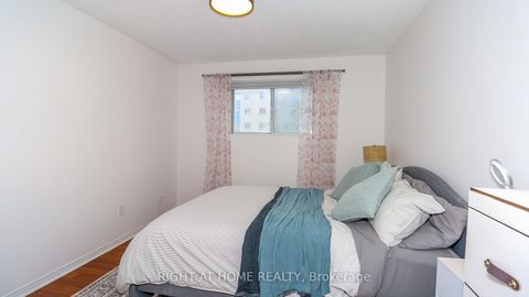 Photo 8 at 113 - 126 Bell Farm Road, Alliance, Barrie