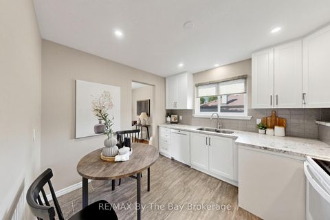 Photo 12 at 33 Ada Crescent, Bendale, Toronto