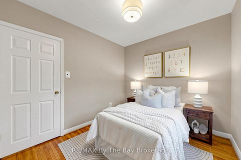 Photo 20 at 33 Ada Crescent, Bendale, Toronto