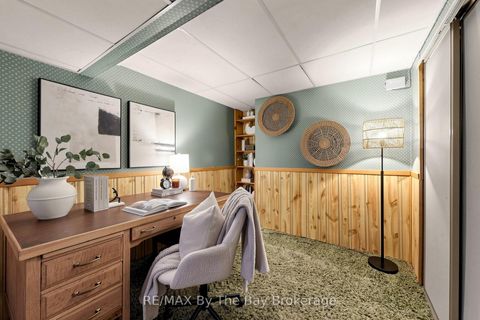 Photo 26 at 33 Ada Crescent, Bendale, Toronto