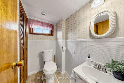 Photo 30 at 33 Ada Crescent, Bendale, Toronto