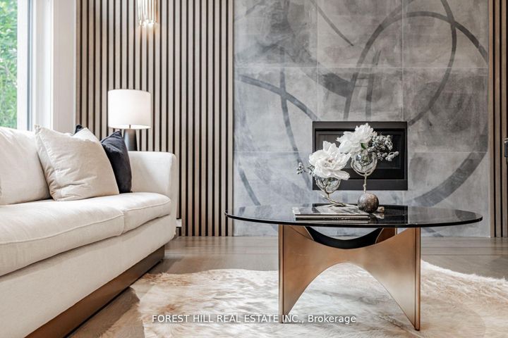 Photo 5 at 49 Ravenscroft Circle, Bayview Village, Toronto