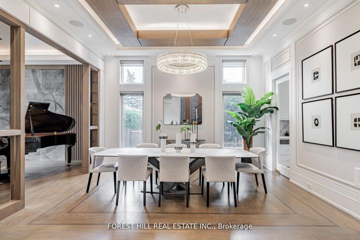 Photo 9 at 49 Ravenscroft Circle, Bayview Village, Toronto