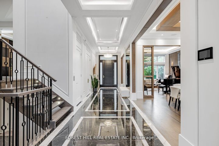 Photo 10 at 49 Ravenscroft Circle, Bayview Village, Toronto