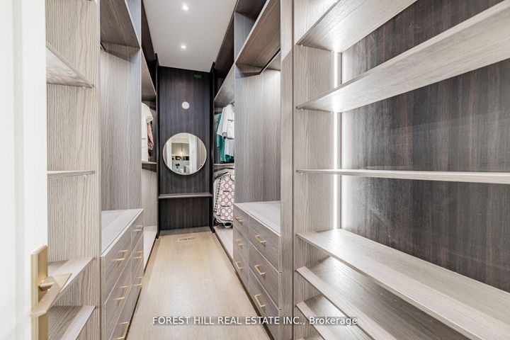 Photo 25 at 49 Ravenscroft Circle, Bayview Village, Toronto
