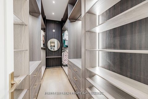 Photo 25 at 49 Ravenscroft Circle, Bayview Village, Toronto