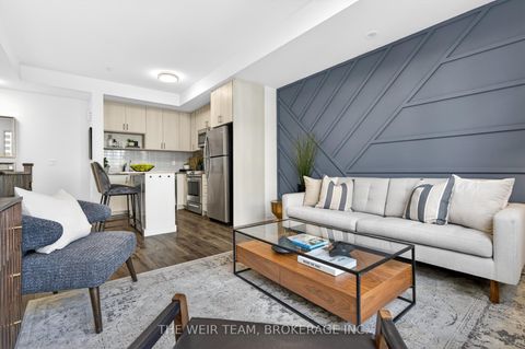 Photo 12 at 308 - 1120 Briar Hill Avenue, Belgravia, Toronto