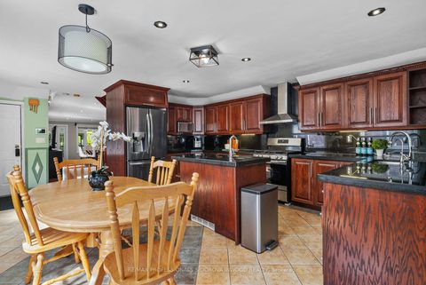 Photo 11 at 197 Lambton Avenue, Smythe, Toronto