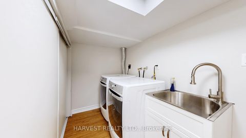 Photo 33 at 49 Chudleigh Avenue, Lawrence Park South, Toronto