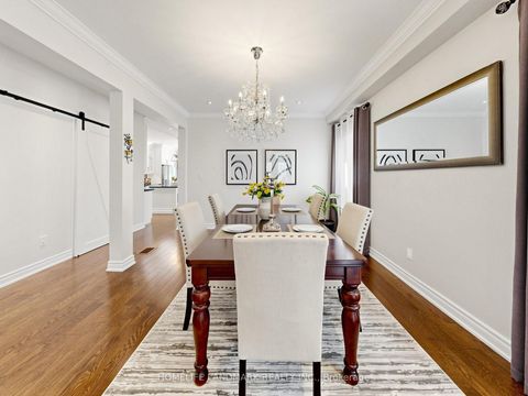 Photo 8 at 11 Headwater Crescent, Oak Ridges Lake Wilcox, Richmond Hill