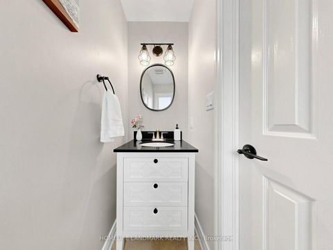 Photo 14 at 11 Headwater Crescent, Oak Ridges Lake Wilcox, Richmond Hill