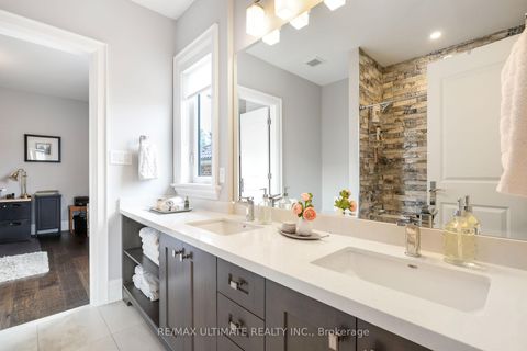 Photo 24 at 31 Presteign Avenue, Parkview, Toronto