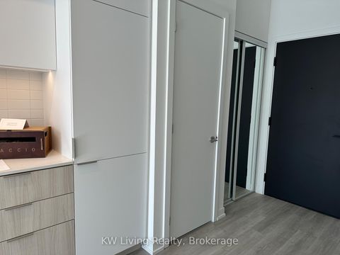Photo 7 at 616 - 28 Eastern Avenue, Moss Park, Toronto