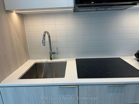 Photo 8 at 616 - 28 Eastern Avenue, Moss Park, Toronto