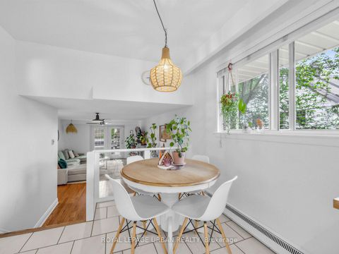 Photo 7 at 95 Oakridge Drive, Cliffcrest, Toronto